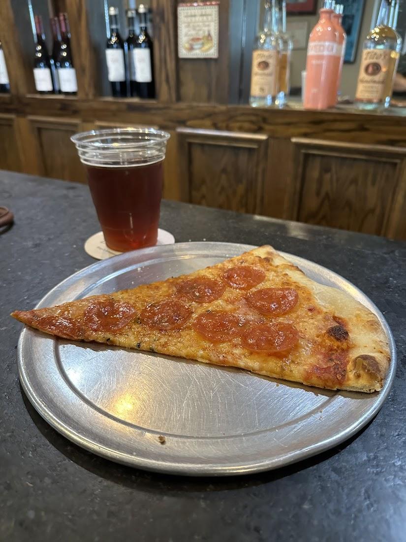 Carlisle's Pizza Tavern